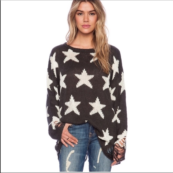 Wildfox Sweaters - Wildfox white label seeing stars sweater